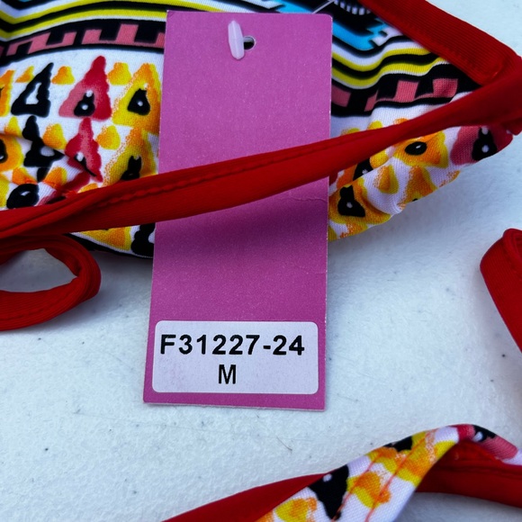 Red bikini set - Picture 2 of 4